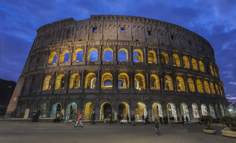 202 - Italia - Roma - El Coliseo